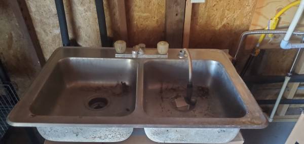 Stainless Steel Sink 1