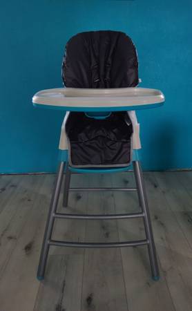 Chicco 3-in-1 Convertible Highchair - $60 (Ector)634434544121631228