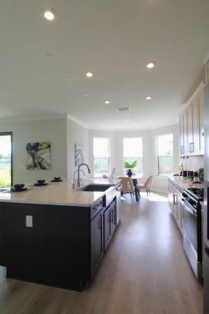 $4,000 / 4br - Hermosa casa de dos pisos de 4/3.5 con 2 habitaciones adicionales! (NOKOMIS)63791128794241123