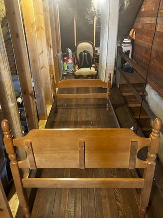 Twin bed and box spring 1