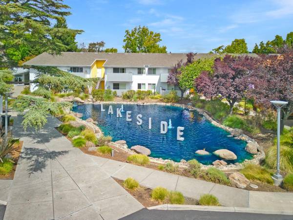 $1,586 / 570ft2 - Amplios armarios, cocina totalmente eléctrica, servicio de patrulla de cortesía (san leandro)63880018536451121