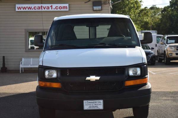 Furgón Chevrolet Express 2500 de carga 2016 con 1WT - $15,995 (Manassas)63616569749505121