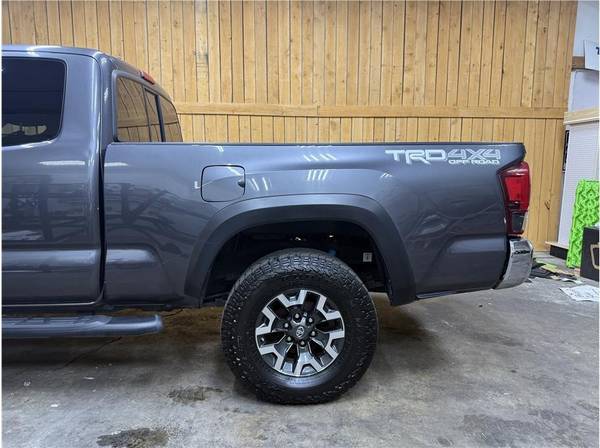 2018 Toyota Tacoma Access Cab - Photo 10