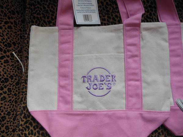 TRADER JOE'S MINI TOTES, VALENTINE'S DAY GIFT, PAIR IN PINK 1