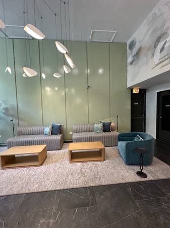 $4,495 / 2br - STUNNING 2 BED 2 BATH In highly desired building and location (GOLD COAST)63959876078595121