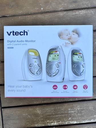 VTech Digital Audio Monitor with 1 Parent Unit 1