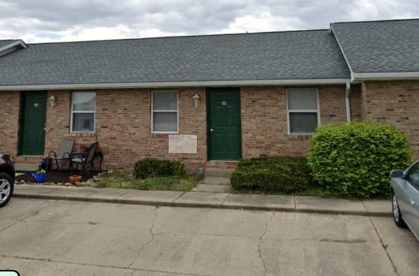 Cozy Country Living at Raintree Apartments 1