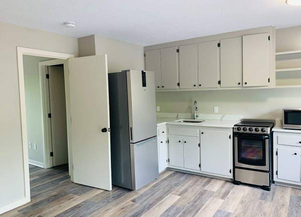 $1,925 / 1br - 550ft2 - Refrigerator, Cable Ready, Pet friendly (73 Cross St, Woodstock, VT)63976979822466124