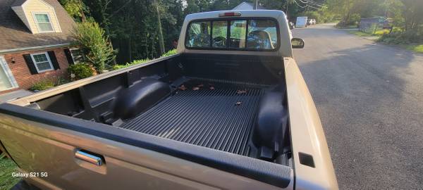 1997 Mazda B2300 4cyl auto transmission - $3,800 (West Knoxville)636251054257951223
