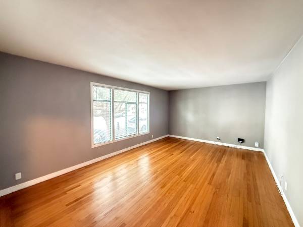 $2,495 / 1br - 620ft2 - Cozy Parkside Apartment on Taraval (sunset / parkside)63858053425411120