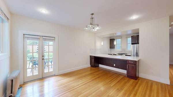 $6,245 / 2br - 993ft2 - Gorgeous & Modern 2BR with Lots of Light and Good Views!Unit 1370-007 (nob hill)64045028620929124