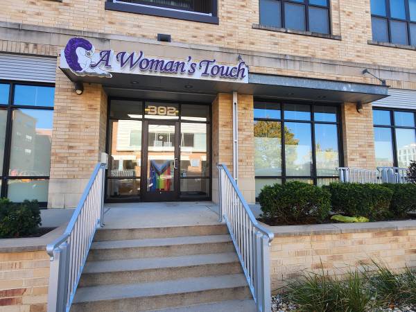 Part-time retail & sexual wellness specialist 1