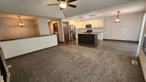 $2,100 / 3br - 1770ft2 - 3 Bedroom, 3 Full Bathroom Condo for Rent with Great Views! (Eau Claire)63845961348227122