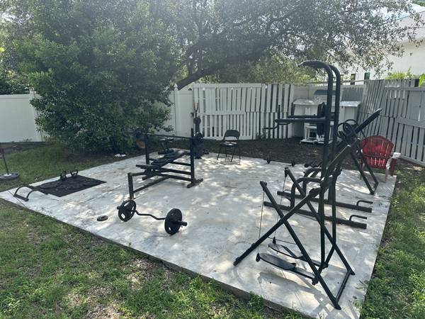 $1800.00 / 1br - 1000ft2 - PERFECT SPACE for rent 1200/mo everything included , chase 727.288.42063991084516738122