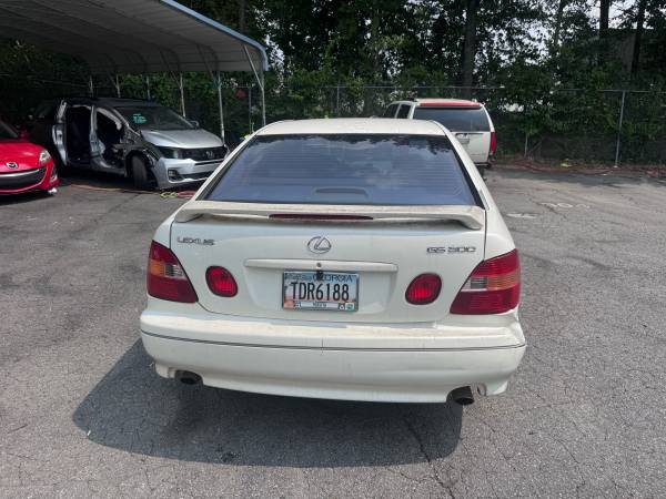 1999 GS300 - $2,500 (Chamblee)63620170363521124