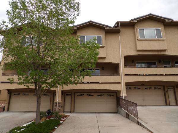 $1850.00 / 3br - 1316ft2 - Peaceful Townhome with Views63686921211905120
