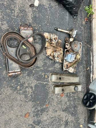 Corvette SplitFire engine parts 1