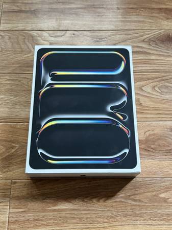 iPad Pro 13” 7th Gen M4 512GB Wifi only 1