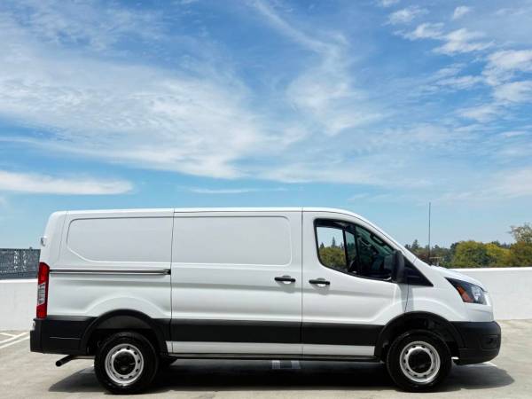 2025 Ford Transit 250 3dr - Photo 10