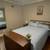Cozy Room with Queen-Size Bed – Shared Bathroom, 5 Minutes from the Un 7 thumbnail