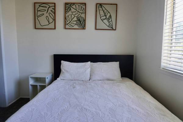 $650 Private bedroom in bright home ready now (San Diego)63663688690819121