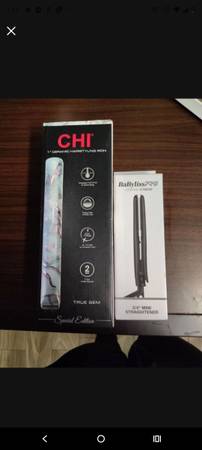 Two brand new straighteners 1