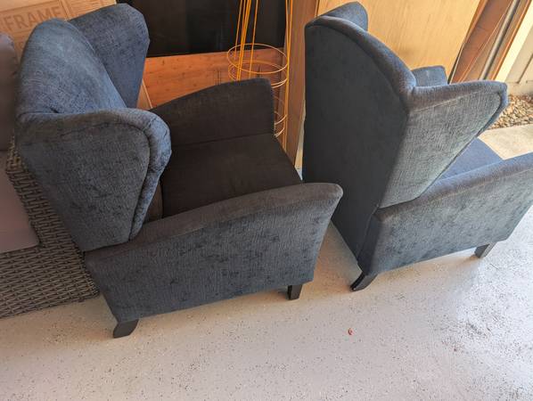 Pareja de sillones reclinables - $199 (mountain view)63439712312193121