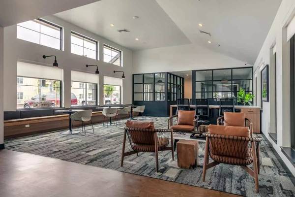 $1,693 / 1br - 700ft2 - Home Sweet Home: Find Your Perfect Match Today! (Hillsboro)63672637204225124