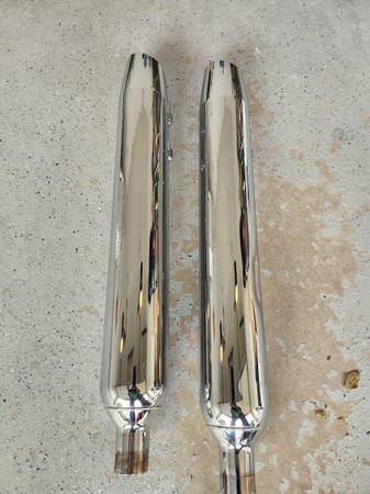 Harley Davidson muffler 1