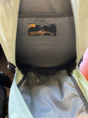 Backpacks galore!! - $10 (Finn Hill)63471360844289123