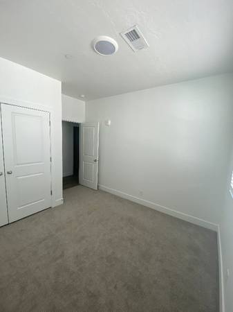 $2200.00 / 3br - Desert Color - Auburn Hills63932586452610121