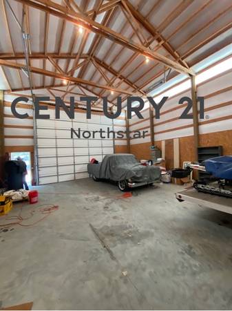 $4,000 / 1500ft2 - Shop & Yard Available (Greenleaf)63981533610371122