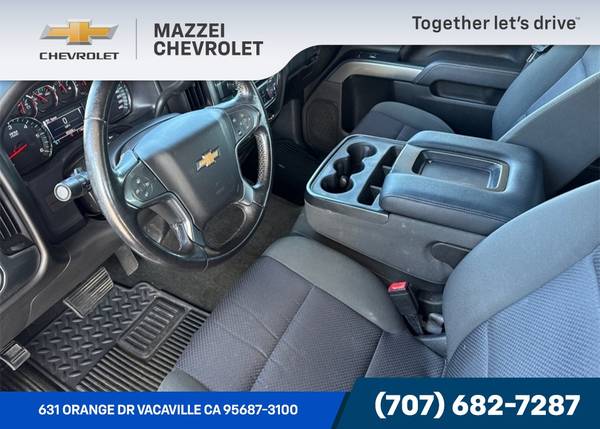 2016 Chevrolet Silverado 1500 LT photo 3