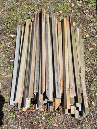 71@ 1.5x1.5x36 redwood staves for Garden projects 1