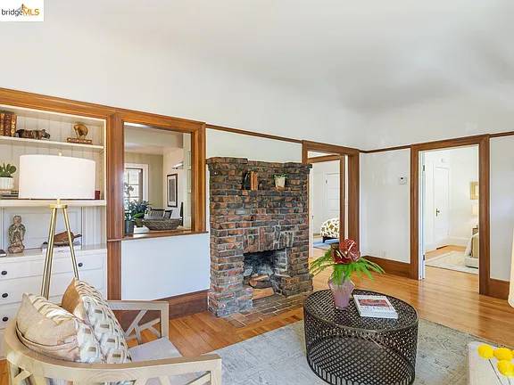 $4,120 / 2br - 832ft2 - Gorgeous, Charming, Modern, Walkable, Calif Bungalow near Piedmont Ave (oakland piedmont / montclair)63667872786305124
