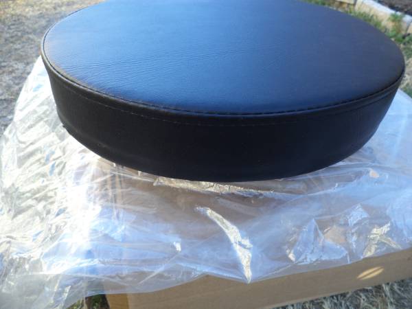 On-Stage Replacement Throne Seat Top 1