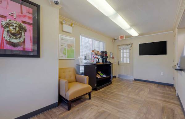 $1,710 / 1br - Take advantage of our special discounted rate! (Fairfax)63896392811522123