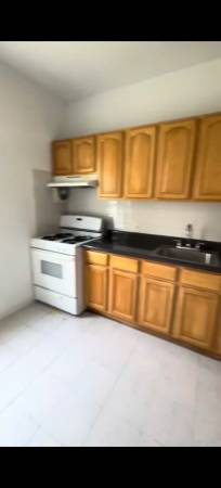 $3,600 / 3br - 3 apartamento de tres habitaciones bronx HASA NYCHA EHV Pelham parkway (bronx)63870971867905123