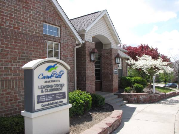 $1,554 / 3br - 1160ft2 - Apartamento renovado de 3 habitaciones y 2 baños ubicado en el corazón de Merriman Valley (Akron)63621940987393123