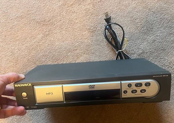 MAGNAVOX DVD PLAYER 1