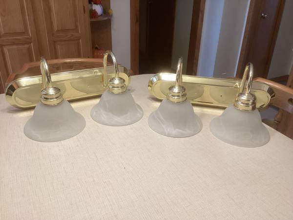 Wall Mount Bathroom Light Fixtures 1