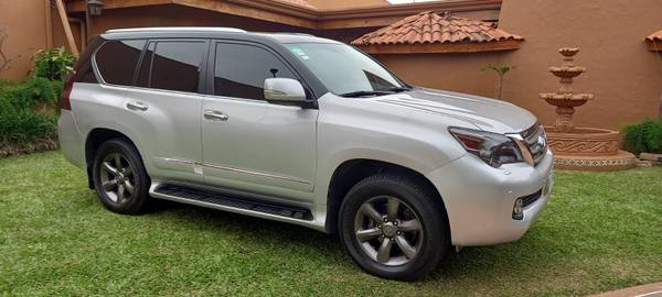 Lexus Gx 460 Premium 4x4 impecable 1