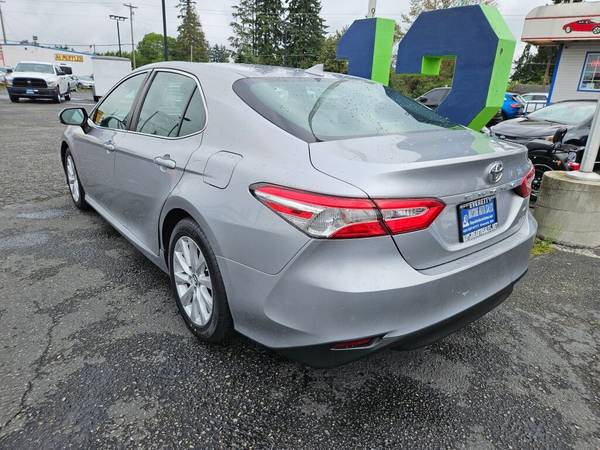 Todo crédito aceptado** 2019 TOYOTA CAMRY LE Se aceptan cambios** - $16,999 (#1 Selección de vehículos usados baysideautosales.)63623561527555122