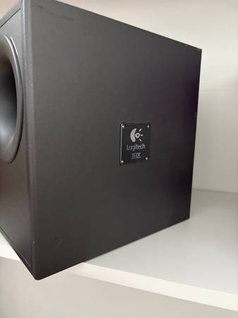 Logitech Z5300 THX-Certified 280 Watt 5.1 Surround Sound Speakers, Sub - $70 (hercules, pinole, san pablo, el sob)63439901089667123