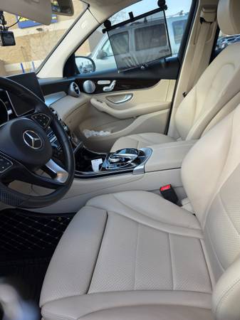 2019 Mercedes Benz GLC 300 – $30,000 (41,000 miles, Excellent Conditio - $30,000 (Chicago)63618847318785122