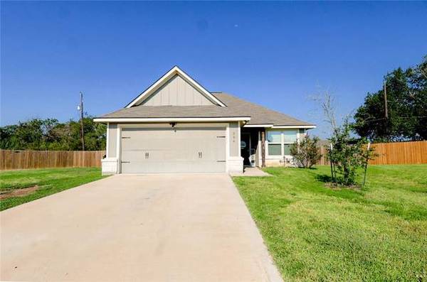 Caldwell,  Home for Sale - 3bd 2ba 1
