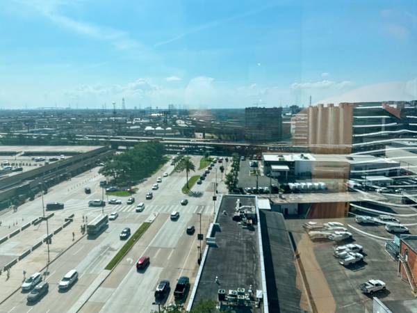 $555 🌟 Elegante oficina en el centro con vista – ¡Potencia tu jornada laboral! 🌇 (Downtown)63792221159553122