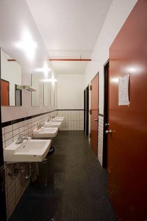 $1,550 / 650ft2 - LARGE COMMERCIAL LOFT IN PRIME LOCATION (Brooklyn)63765576047107122