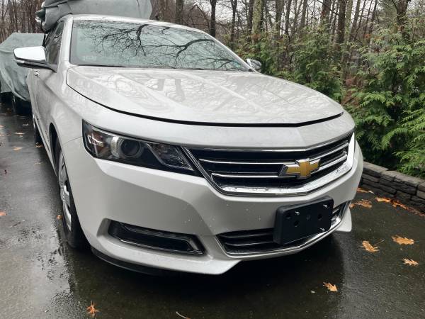 2015 Chevy Impala LTZ - Blanco Perlado - Bajos Kilómetros - Equipado al Máximo! - $11,500 (Medway)63615641591427121