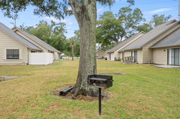 $1,914 / 3br - 1100ft2 - 2BR/2BA Townhome w/Patio & W/D – 1 Month Free | Pet-Friendly – Tampa* (Tampa)63991224640899123